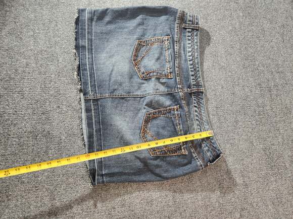 Zana-Di Dresses & Skirts - Zana-Di Vintage Y2K Low Rise Denim Mini Skirt with Frayed Hem Size 18